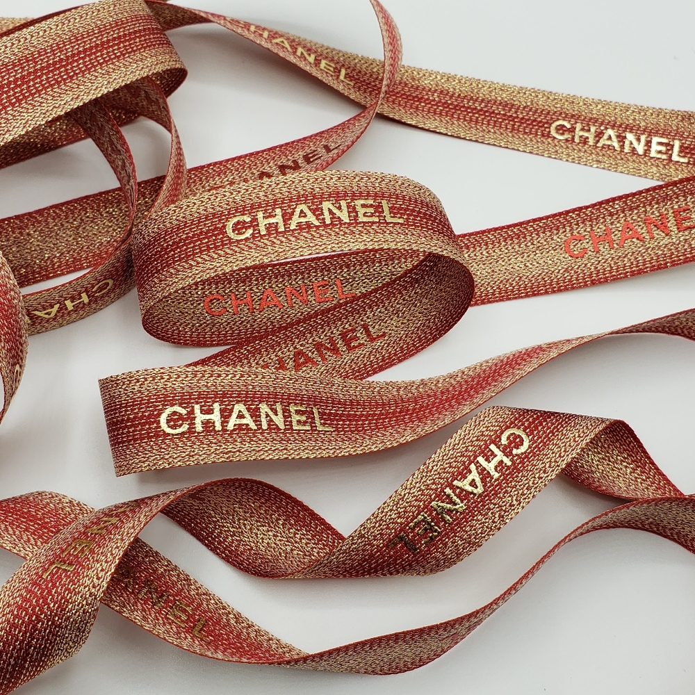 Chanel Red Gold Ribbon 162 inches - Picture 4 of 6